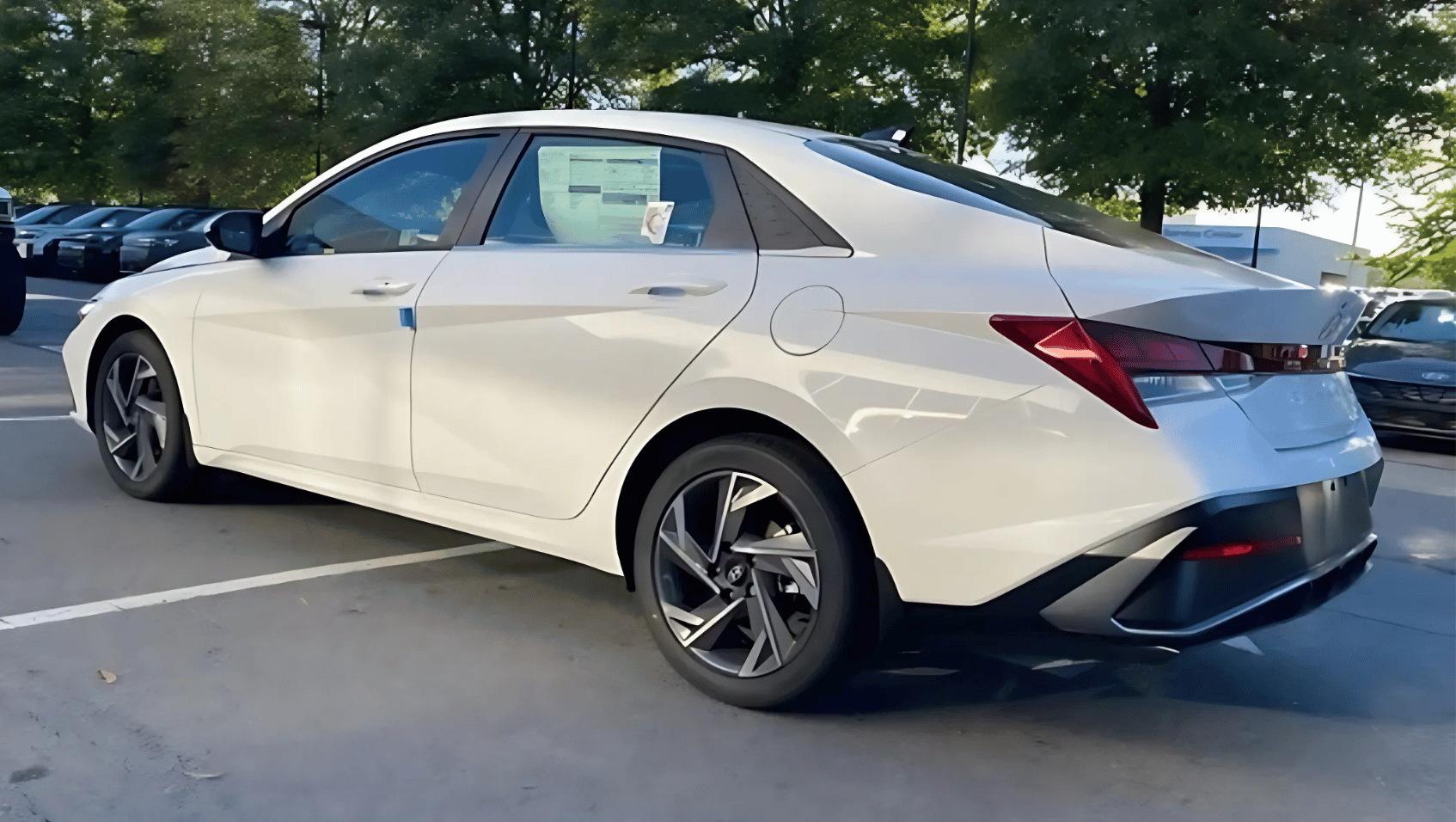 Rear View of the 2025 Hyundai Elantra