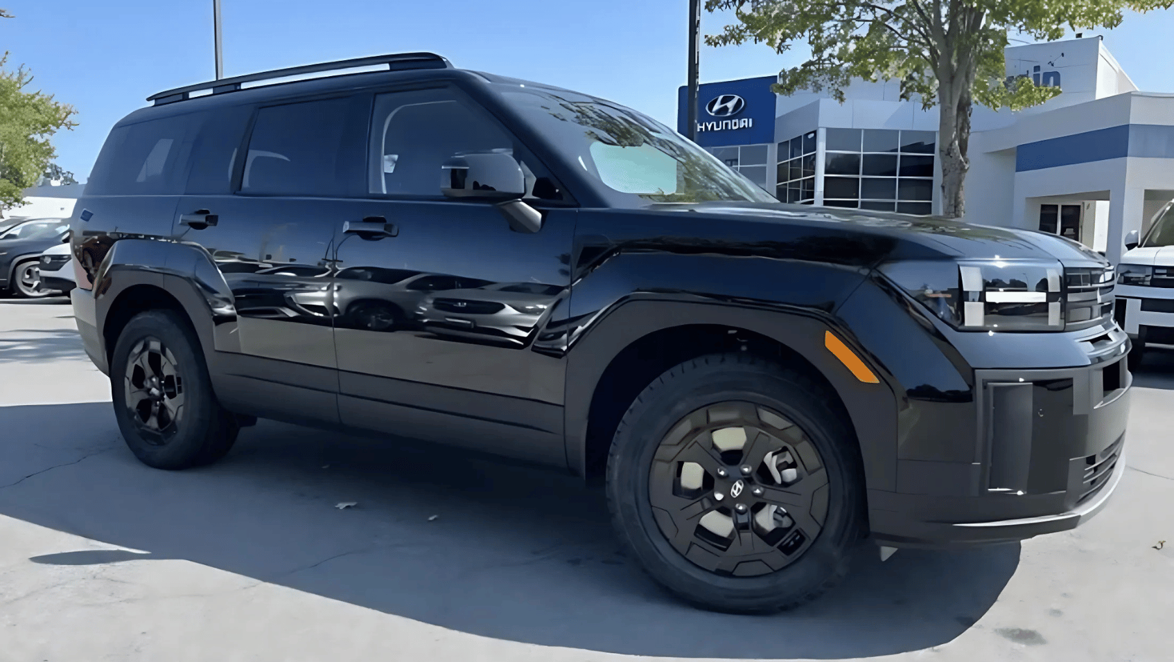 2025 Hyundai Santa Fe Front