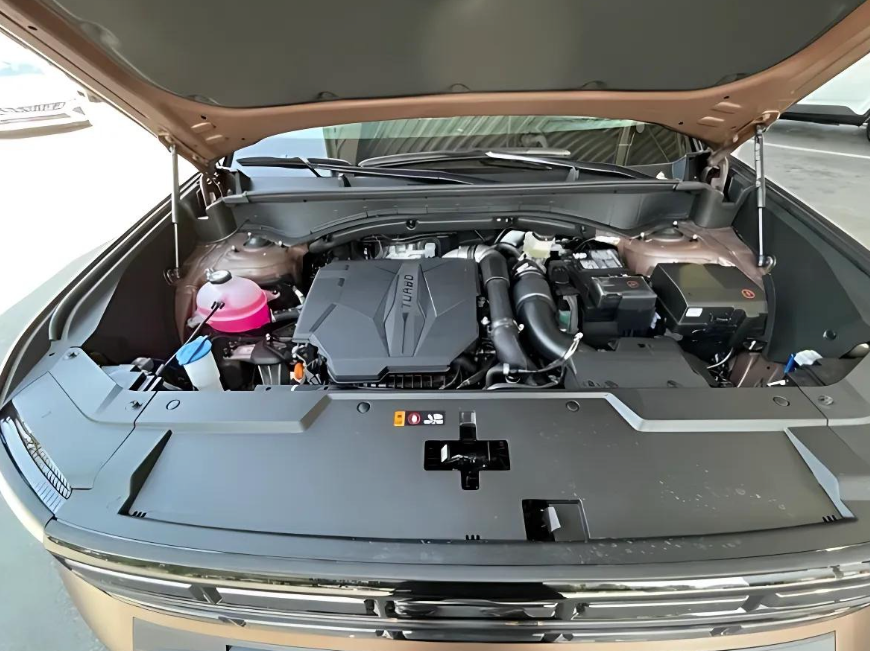 Hyundai Santa Fe Engine