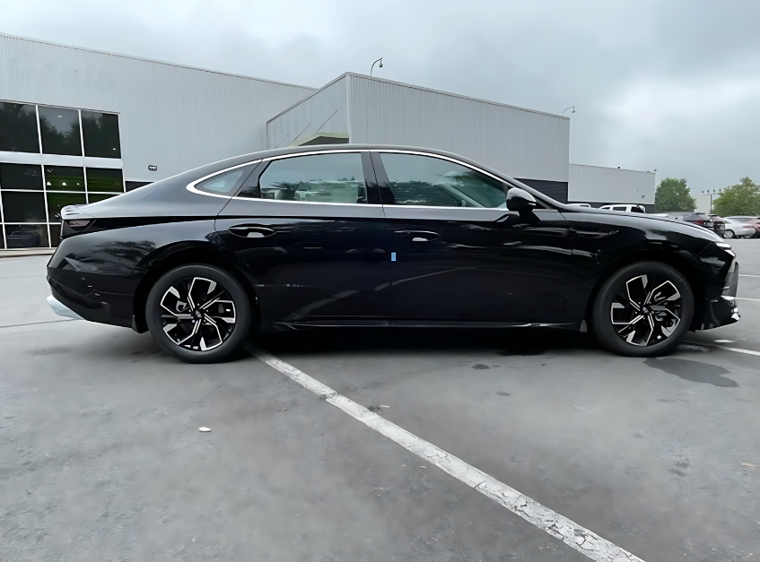 2024 Hyundai Sonata at Crain Hyundai in Little Rock